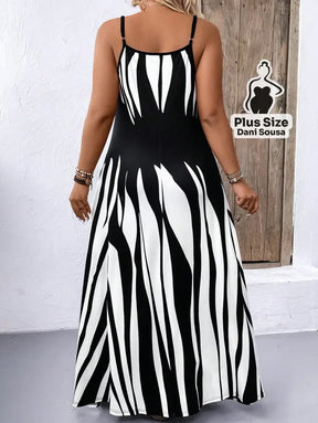 Vestido Longo com Estampa Zebrada e Alças Finas Plus Size Vestido Longo Estampado com Lastex e Alças Largas Plus Size