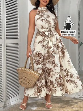 Vestido Longo Estampado com Camadas e Cinto Ajustável Plus Size Conjunto Cropped e Shorts Estampado com Detalhes de
