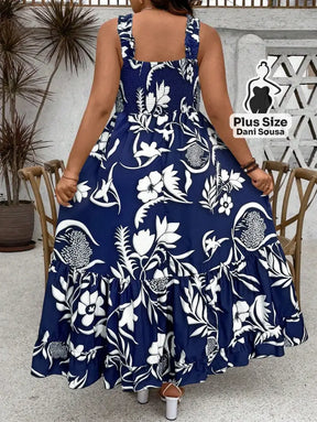 Vestido Longo Estampado com Lastex e Alças Largas Plus Size Vestido Longo Estampado com Lastex e Alças Largas Plus Size