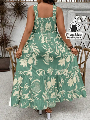 Vestido Longo Estampado com Lastex e Alças Largas Plus Size Vestido Longo Estampado com Lastex e Alças Largas Plus Size