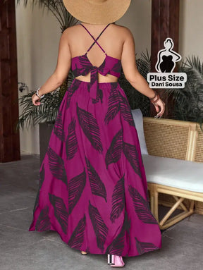 Vestido Longo Estampado de Alças Finas com Recorte na Cintura Plus Size Conjunto Cropped e Shorts Estampado com