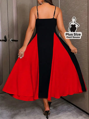 Vestido Midi Bicolor com Alças Finas e Saia Ampla Plus Size Conjunto Cropped e Shorts Estampado com Detalhes de Renda