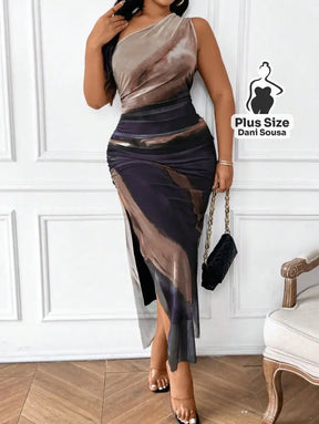 Vestido Midi de Um Ombro Só com Estampa Abstrata e Fenda Plus Size Marrom / G Vestido Midi de Um Ombro Só com Estampa