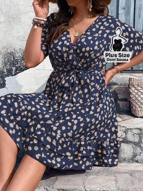Vestido Midi Vermelho Estampado Romântico Plus Size Vestido Midi Vermelho Estampado Romântico Plus Size