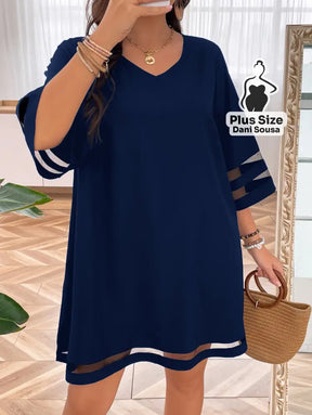 Vestido Sofisticado Com Detalhes Transparentes Plus Size Vestido Sofisticado Com Detalhes Transparentes Plus Size