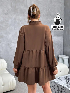 Vestido Sofisticado De Manga Longa Com Babados Plus Size Vestido Sofisticado De Manga Longa Com Babados Plus Size